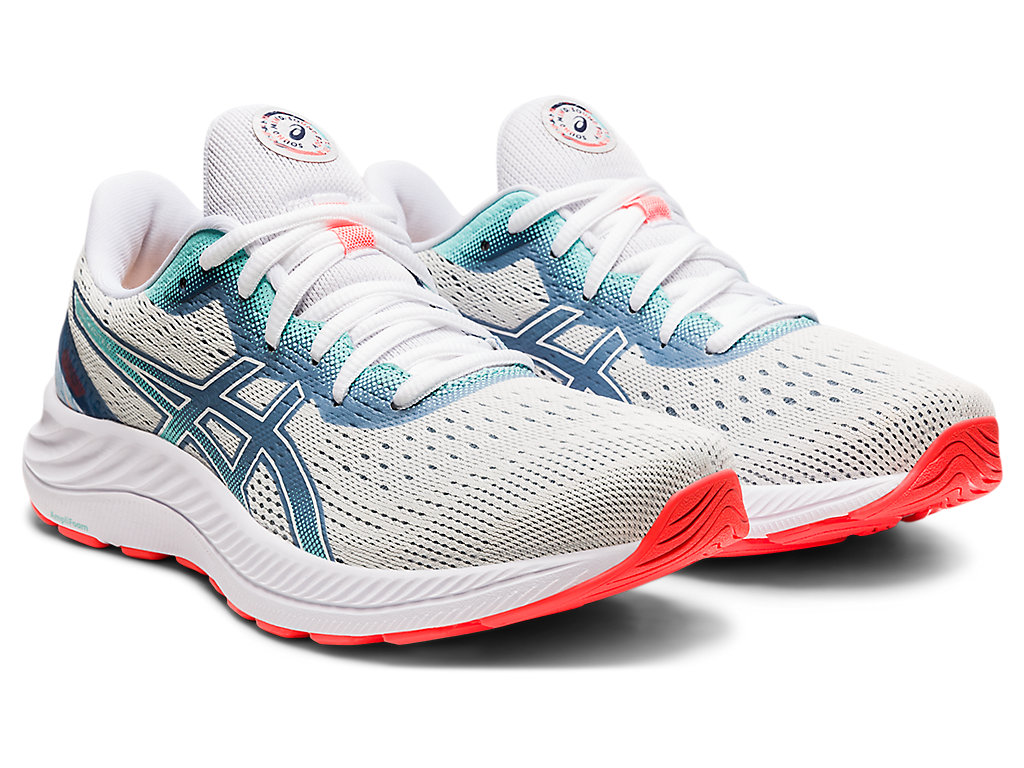 Dámské Trekové Boty Asics Gel-Excite 8 Bílé Bílé | 1547-EONRZ