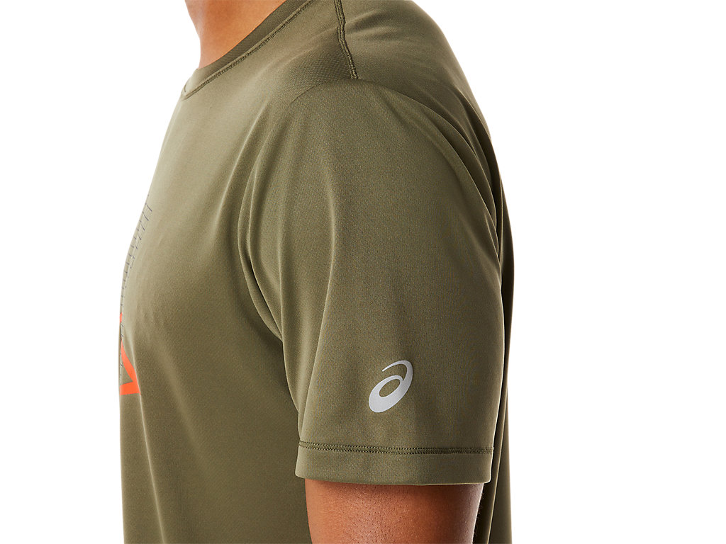 Pánské Tričko Asics Fujitrail Logo Sleeve Zelene | 4250-UWKEC